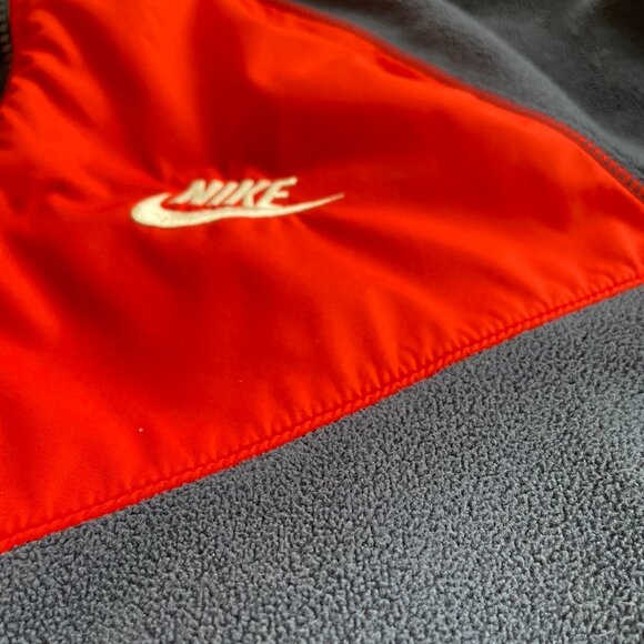 The Running Man - Picture 4 of 6